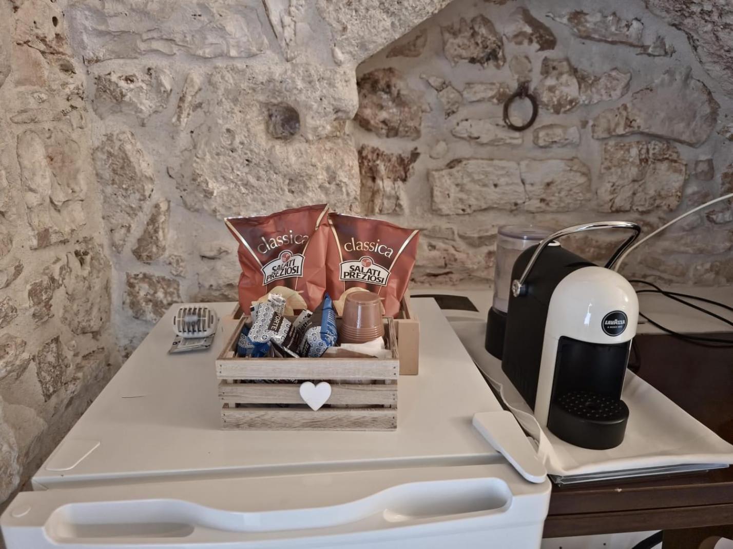 مبيت وإفطار توري سانتا سابينا Masseria Boezio Ostuni المظهر الخارجي الصورة